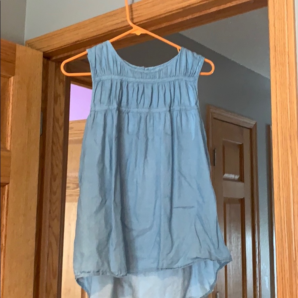 Gap Tank Top